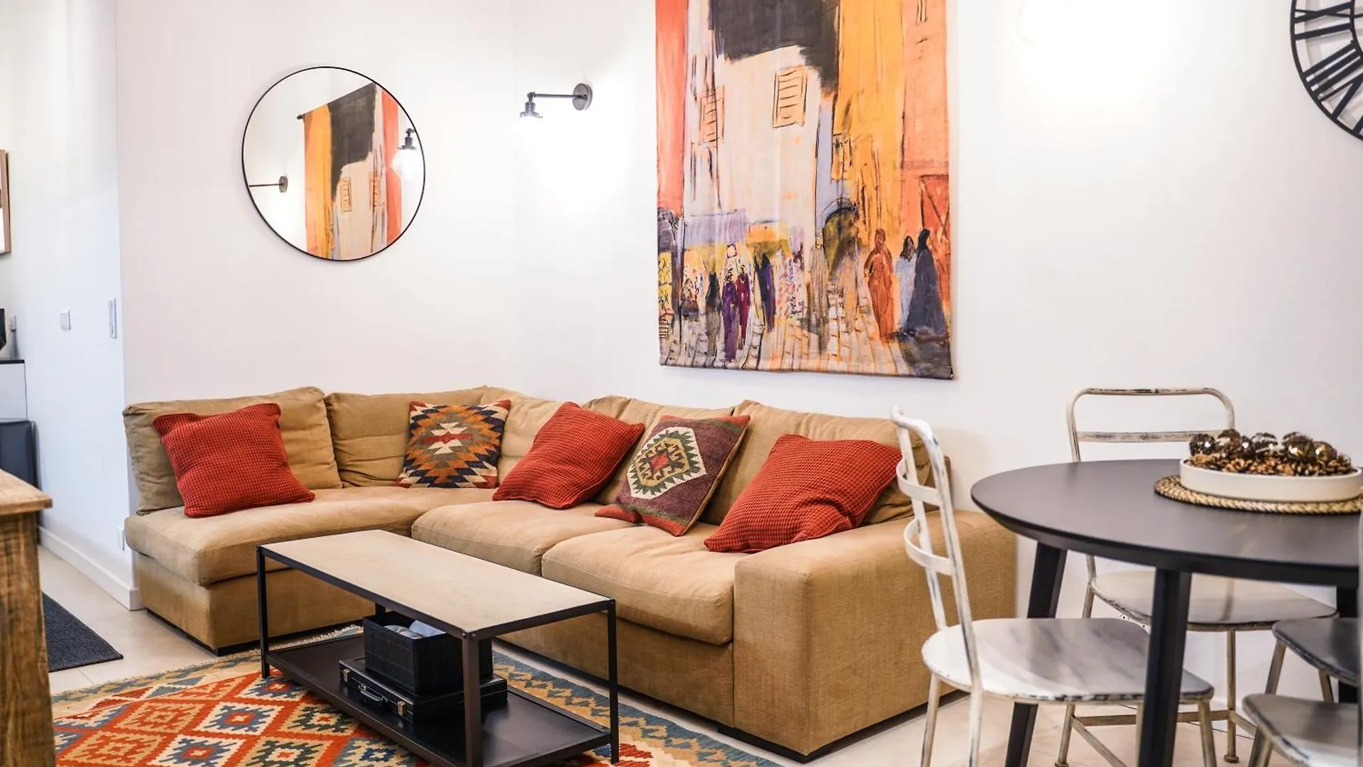 Charming Apartment Near Notre-Dame Paris France