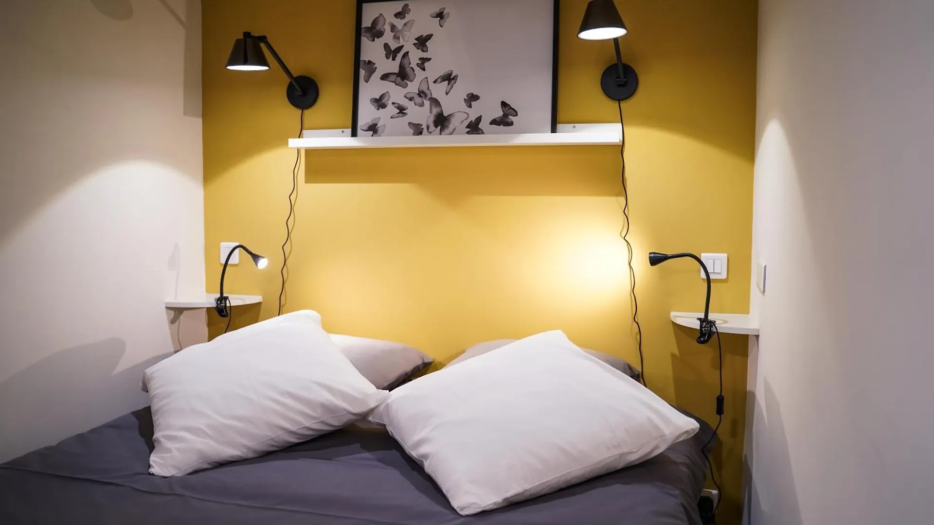 Charming Apartment Near Notre-Dame Paris 0*,  France